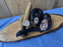 Leberwurst ger&auml;uchert und Schwarzwurst im Ring