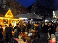  H&uuml;tte f&uuml;r selbstgebastelte Weihnachtsdekoration.