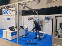 Ein sauberer Messestand ist das repr&auml;sentative Aush&auml;ngeschild