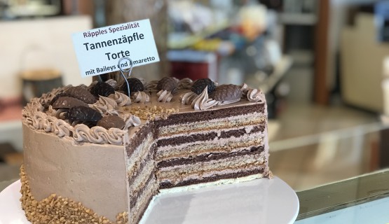 Tannenz&auml;pfle Torte