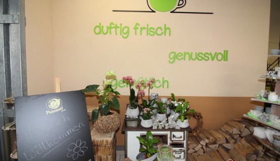 Fr&uuml;hjahrsdekoration und Gestecke