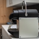 Kaffeemaschine im Zimmer