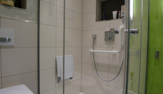 Baderneuerung Dusche mit Klappsitz in Lahr
