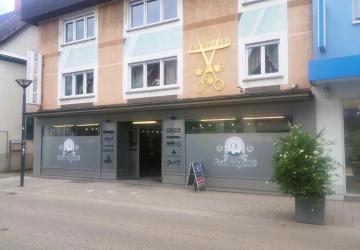 Timo Breil, Dominik H&ouml;fner und &bdquo;Frau Knolle" in Achern &ndash; die Geschichte hinter dem ungew&ouml;hnlichsten Shopnamen der Ortenau